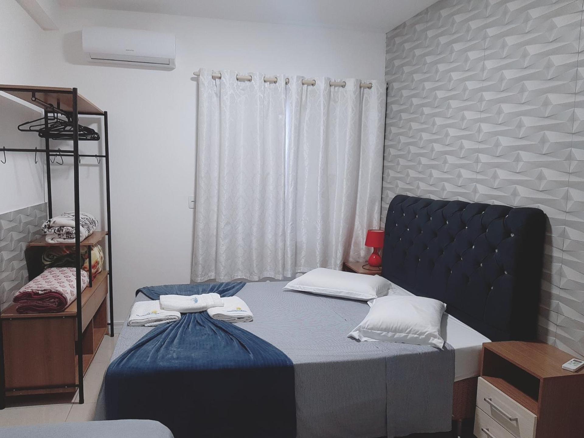 Casa de férias Casa Com Piscina Casaalbertibc