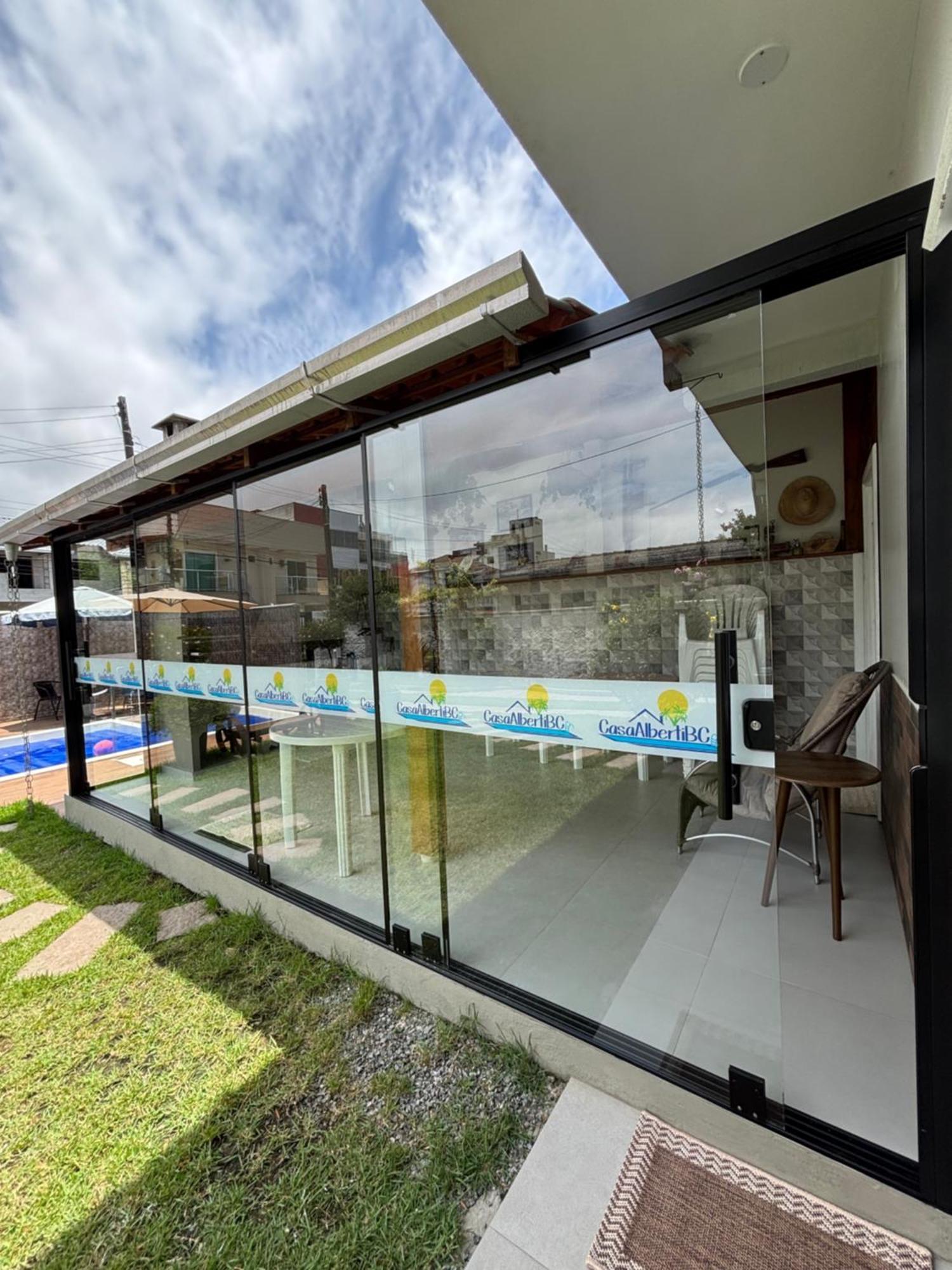 Casa Com Piscina Casaalbertibc Casa de férias Balneario Camboriu